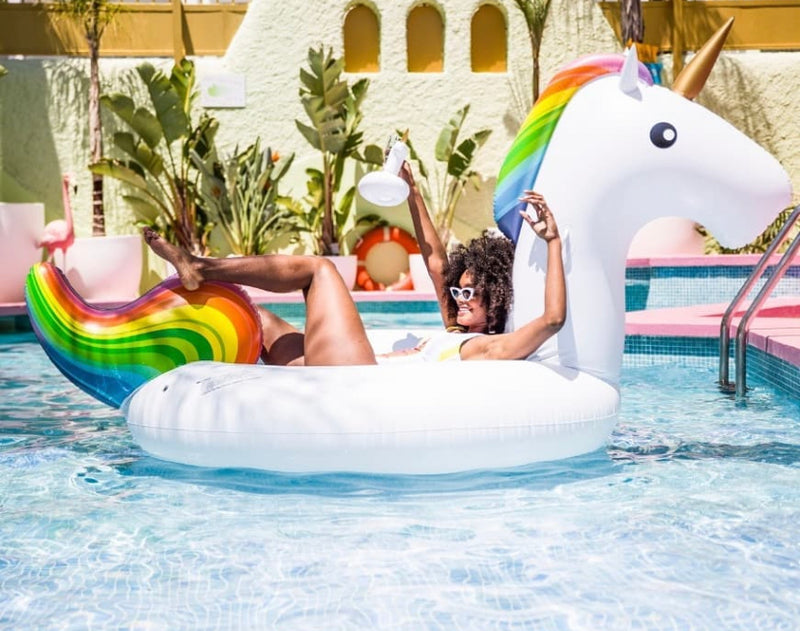 Inflatable Weiẞer Einhorn